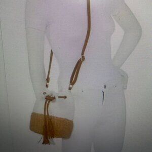 WHITE LINEN TWO TONE CROSSBODY BUCKET - BRAND NEW WITH TAGS